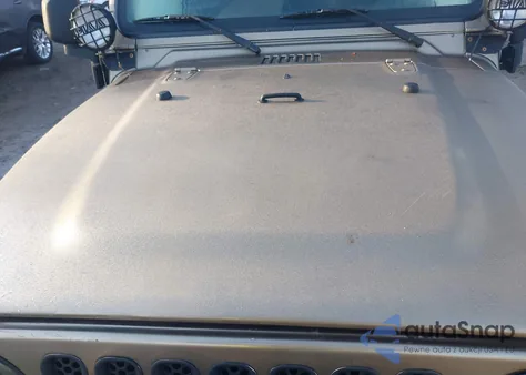 2004 Jeep Wrangler Sahara from USA, damaged, VIN 1J4FA59S54P792629